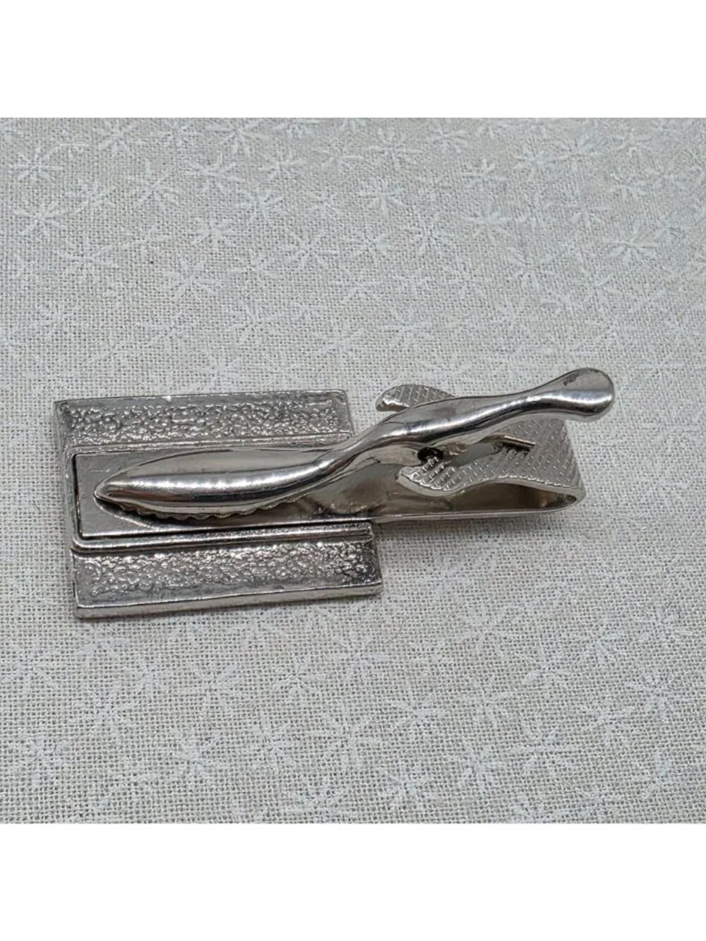 Silver & Pink Lion Cufflinks & Tie Clip Set Vintage